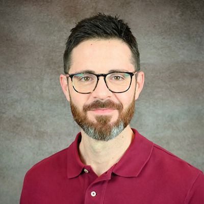 Todd Squires headshot (1)